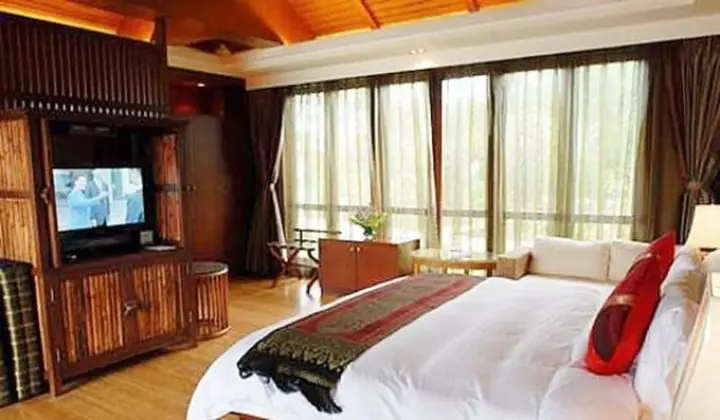 Мэнла: Xi Shuang Ban Na Island Resort