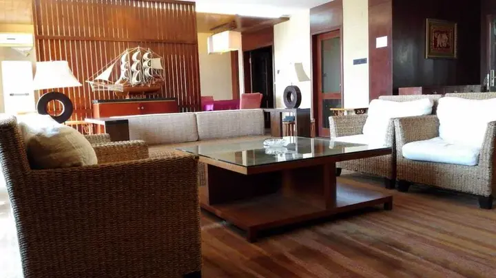 Мэнла: Xi Shuang Ban Na Island Resort