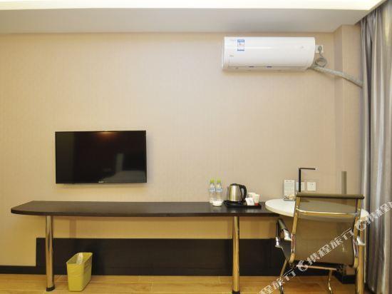 Цзинхун: Yunshang Siji Chain Hotel Jinghong Manting Park