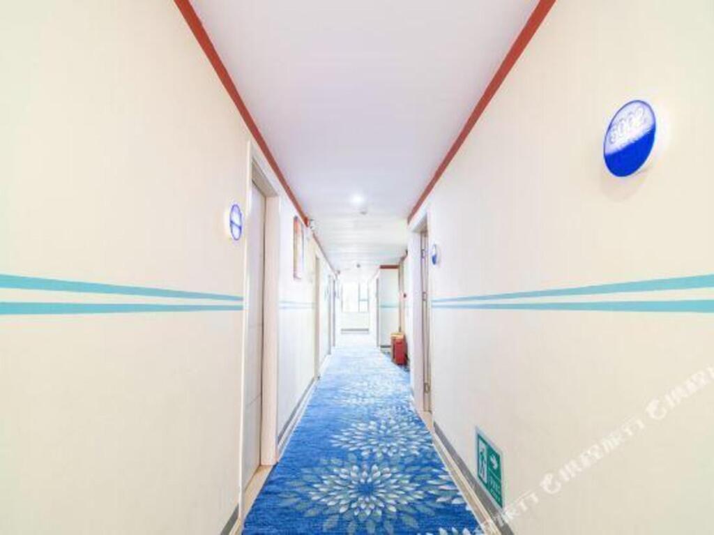 Наньнин: Qunlai Hotel (Jiangnan Wanda Wuyi Road East Store)