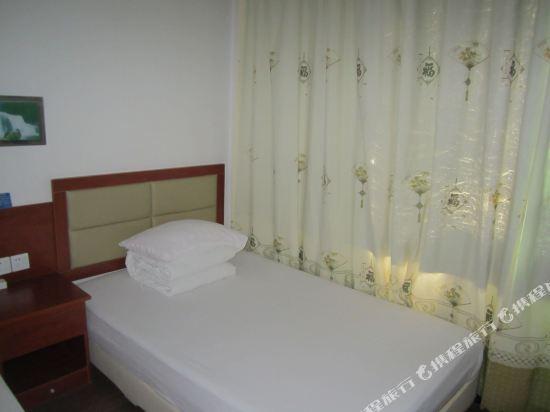 Саньмин: Sanhua Hostel