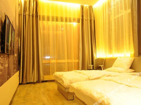 Хулун-Буир: Upper Hotel
