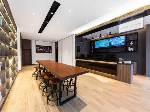 Чжэнчжоу: Hanting Hotel Zhengzhou Huanghe Road Metro Station