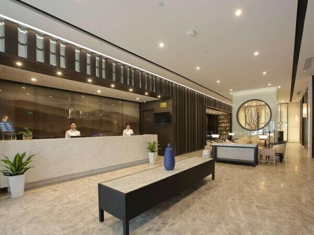 Уху: Jinjiang Inn Select Fangchang Darunfa Commercial Square