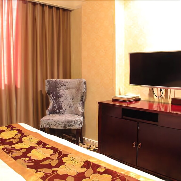 Сичан: Emerald Hotel