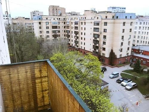 Москва: Flatio Калошин переулок