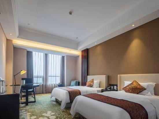 Уси: Purple Clay Hotel