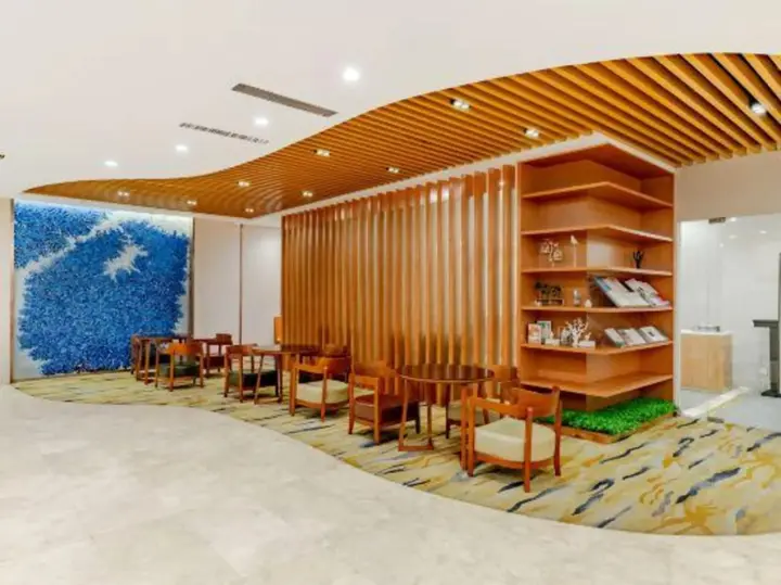 Уху: Aiwei Shangpin Hotel