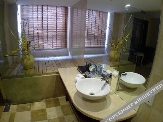 Жичжао: Yiqingyun Hotel