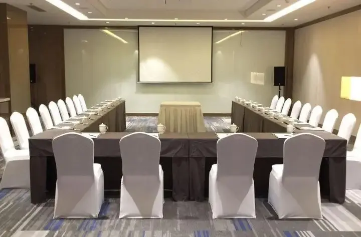 Шэньян: Howard Johnson Jinlian Business Club Hotel Shenyang