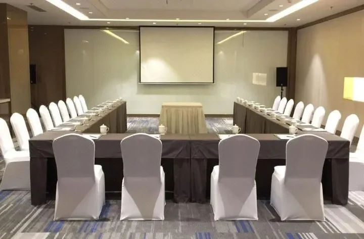 Шэньян: Howard Johnson Jinlian Business Club Hotel Shenyang