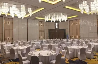 Шэньян: Howard Johnson Jinlian Business Club Hotel Shenyang