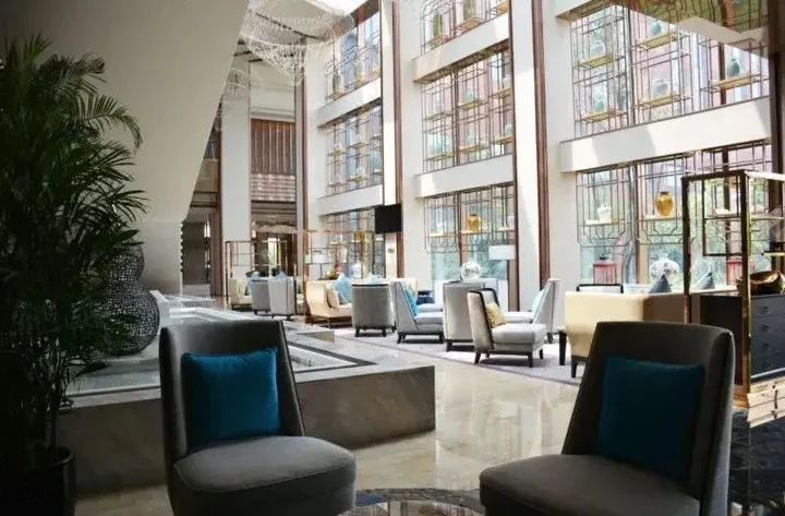 Шэньян: Howard Johnson Jinlian Business Club Hotel Shenyang