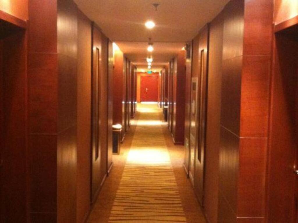 Яньчэн: Manor Dorsett Hotel