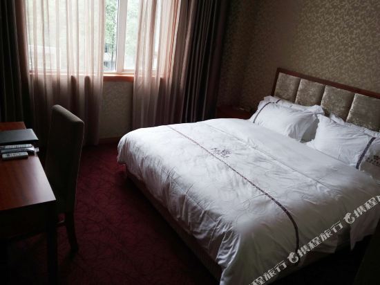 Гуанъюань: Bordeaux Hotel (Guangyuan Dongba Lizhou Square)