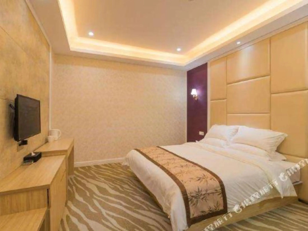 Ухань: Dehan Haotai Hotel(Wuhan Baishazhou Fenghuo Village Metro Station)