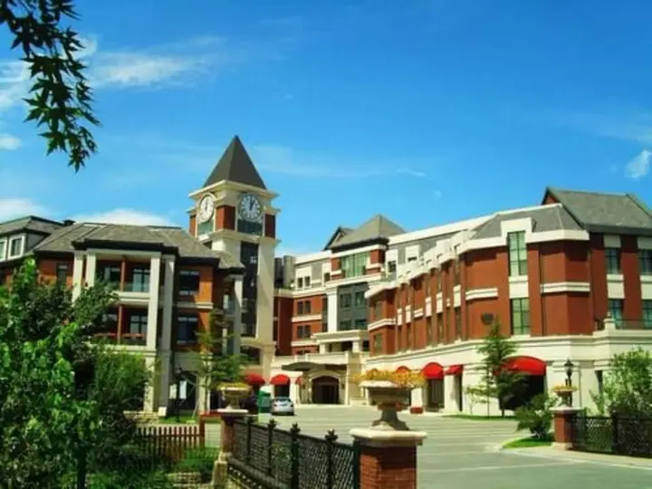 Лянфан: Ovation Three-Convalescence Hotel