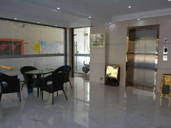 Чжухай: Heyi Express Hotel (Zhuhai Weichuangli Industrial Park)