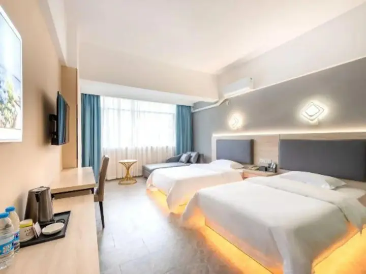 Чжухай: Heyi Express Hotel (Zhuhai Weichuangli Industrial Park)