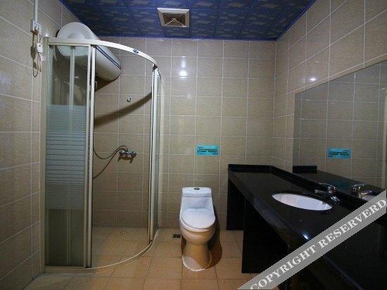 Шаогуань: 韶关韶关凌波酒店