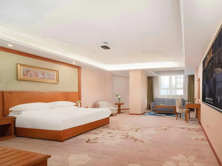 Хойчжоу: Vienna Hotel Huizhou Chenjiang Avenue