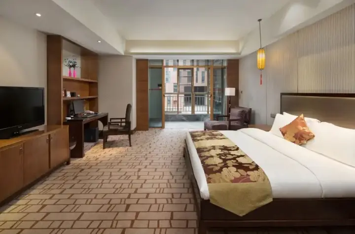 Huitang Huatian Hot Spring Resort Hotel — фото 4