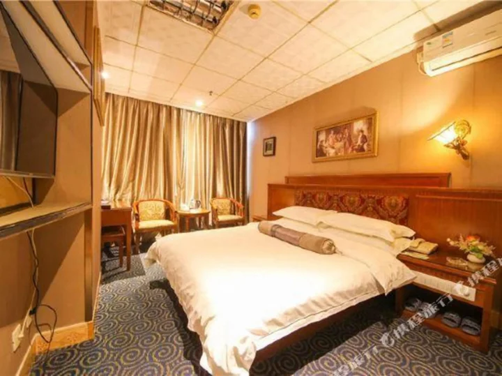 Наньнин: Jinhu Hotel