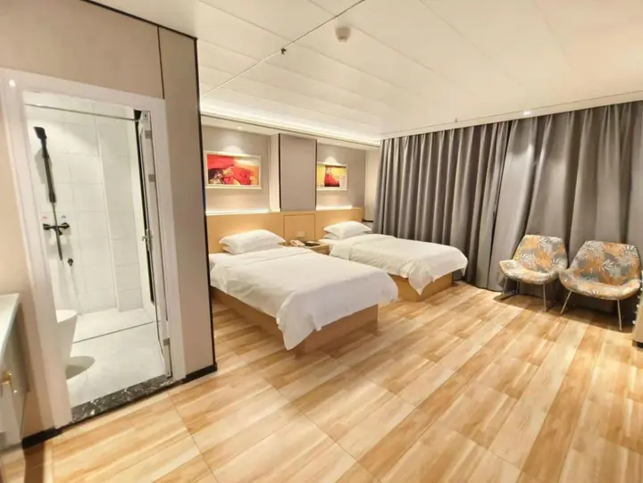 Наньнин: Jinhu Hotel
