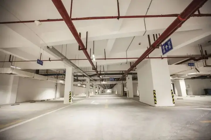 Чанша: Vienna International Hotel Changsha Shidai Dijing