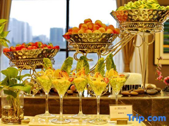 Ибинь: Yibin Celebrity City Hotel