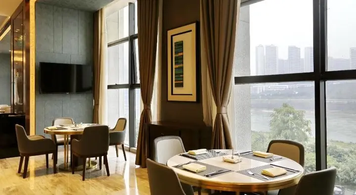 Ибинь: Yibin Celebrity City Hotel