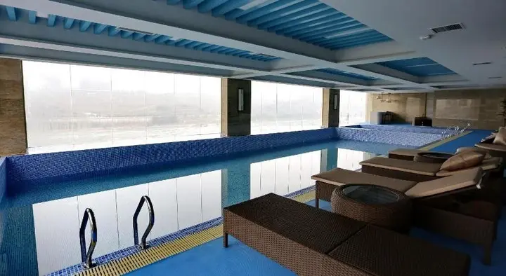 Ибинь: Yibin Celebrity City Hotel