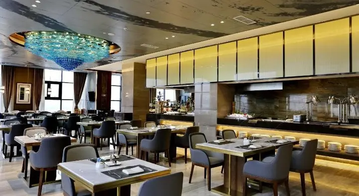 Ибинь: Yibin Celebrity City Hotel