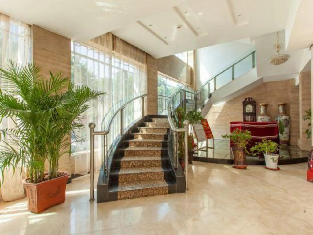 Цзиньчжун: Jin Yuan Hotel