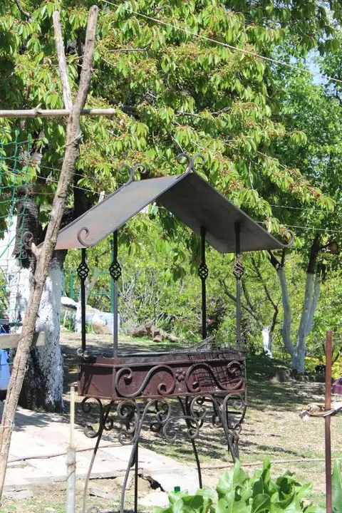 carousel image 4