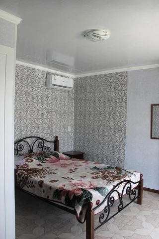 Джубга: U Natalii Guest House