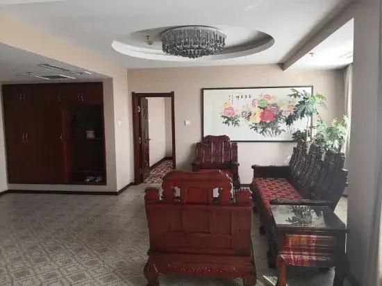 Тунляо: Kezuo Houqi Bowang Hotel (Ganqika Railway Station Bus Station)