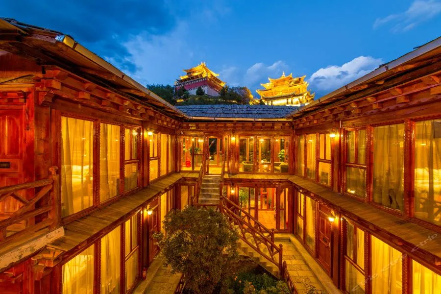 Шангри-Ла: Shangri-La Xiangjiange Homestay