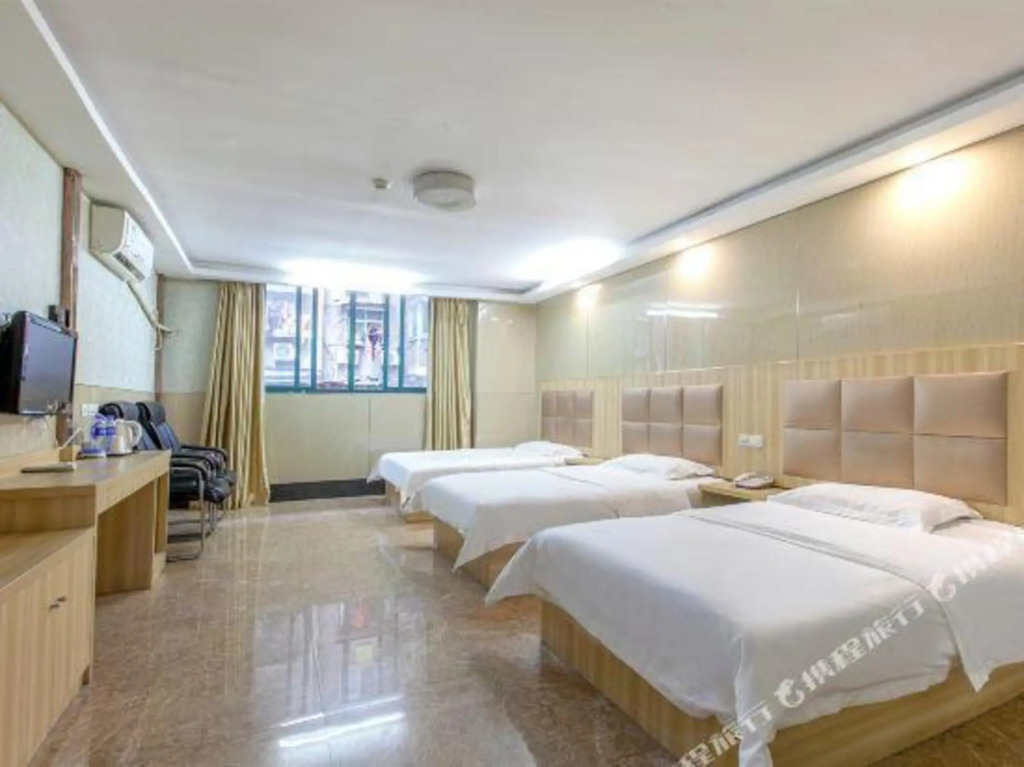 Ухань: New Beacon Shangju Hotel (Hanzhengjie Subway Station Wuzhan Convention Center)