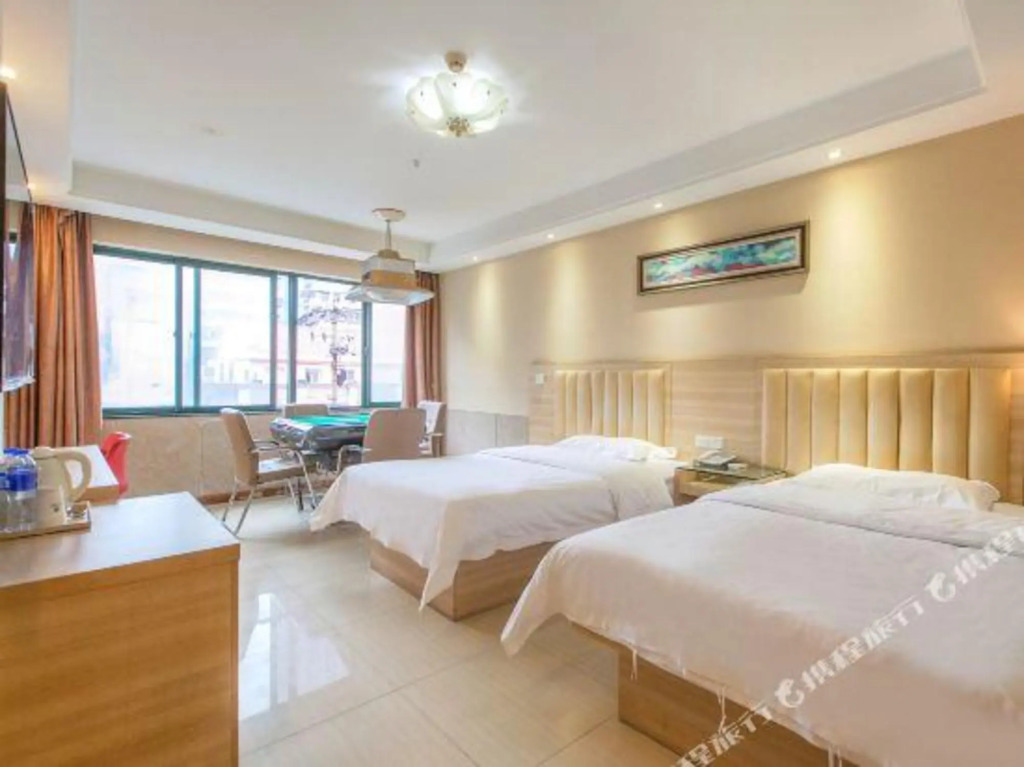 Ухань: New Beacon Shangju Hotel (Hanzhengjie Subway Station Wuzhan Convention Center)