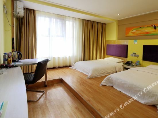 Наньнин: Ucheng Bagui Hotel (Nanning Chaoyang Square Subway Station Heping Shopping Mall Store)