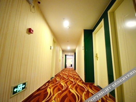 Ухань: jinshutian Business Hotel