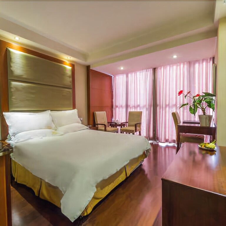 Наньтун: Home Inn Nantong Qingnian Middle Road
