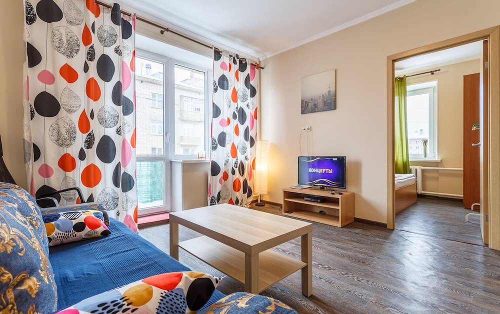 Москва: FortEstate Krupskaya Apartment on Universitet
