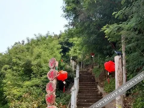 Бэйхай: Huahai Yunsu Hotel