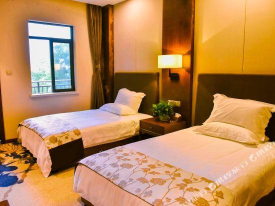 Чунцин: Zhangfei Gudao Holiday Hotel