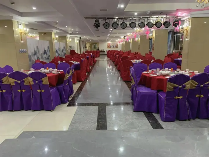 Шаогуань: Kumho Hotel