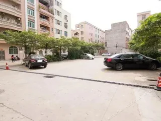 Янгиианг: Yangjiang Chengtian Business Hotel