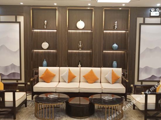 Янгиианг: Qingzhu·Freeport Boutique Hotel