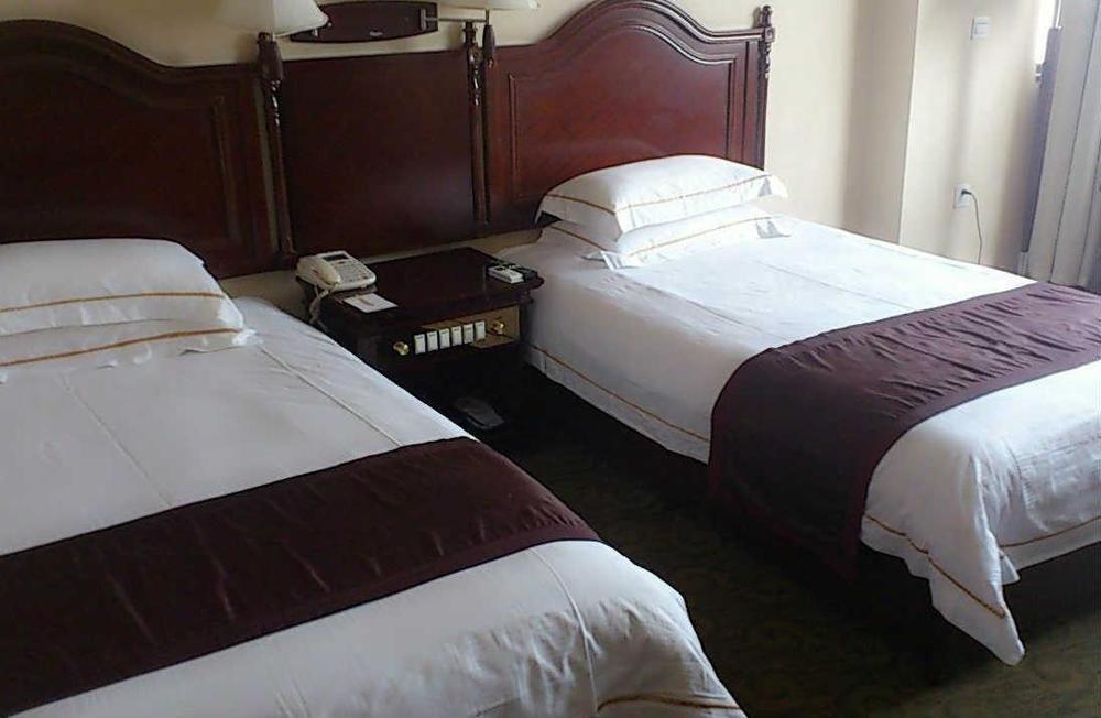 Лоян: Luoyang Dahao Heshan Hotel